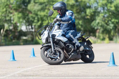 Motorrijbewijspoint Waalwijk motor rijtest